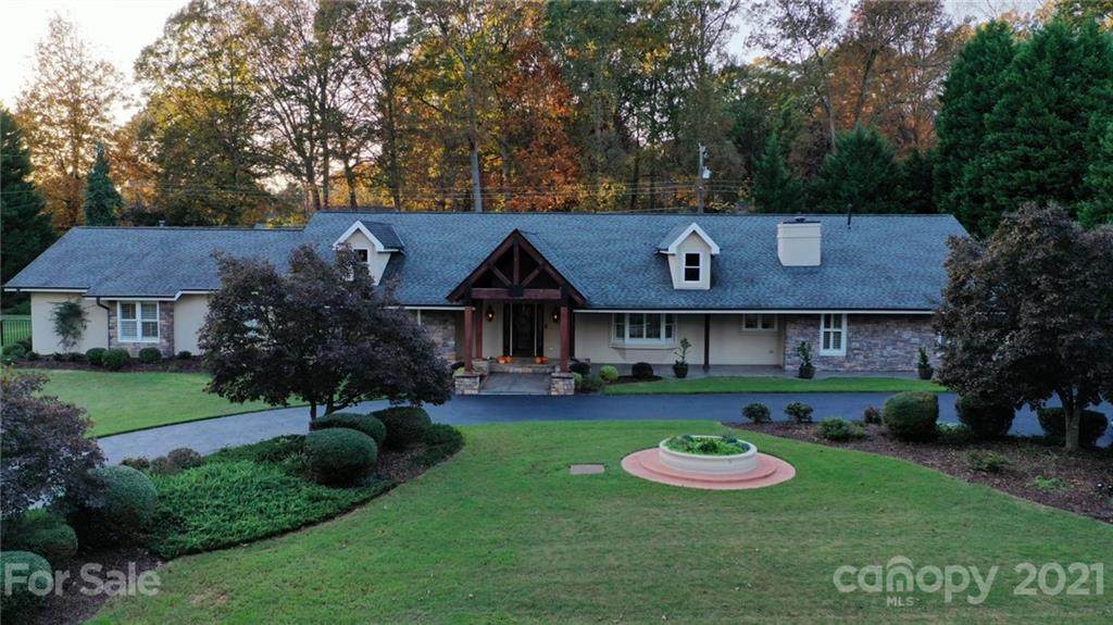 3627 Sherwood Circle - Photo 1
