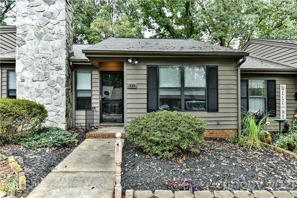 133 Cedar Hollow Drive - Photo 1