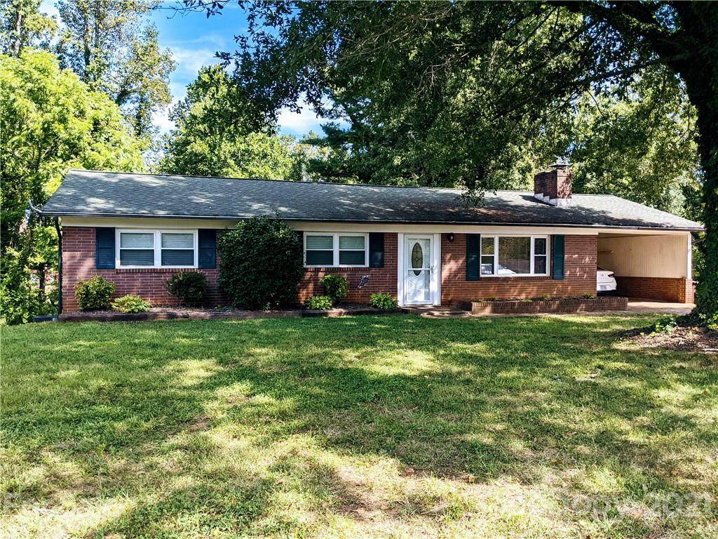 115 Hilltop Avenue - Photo 1