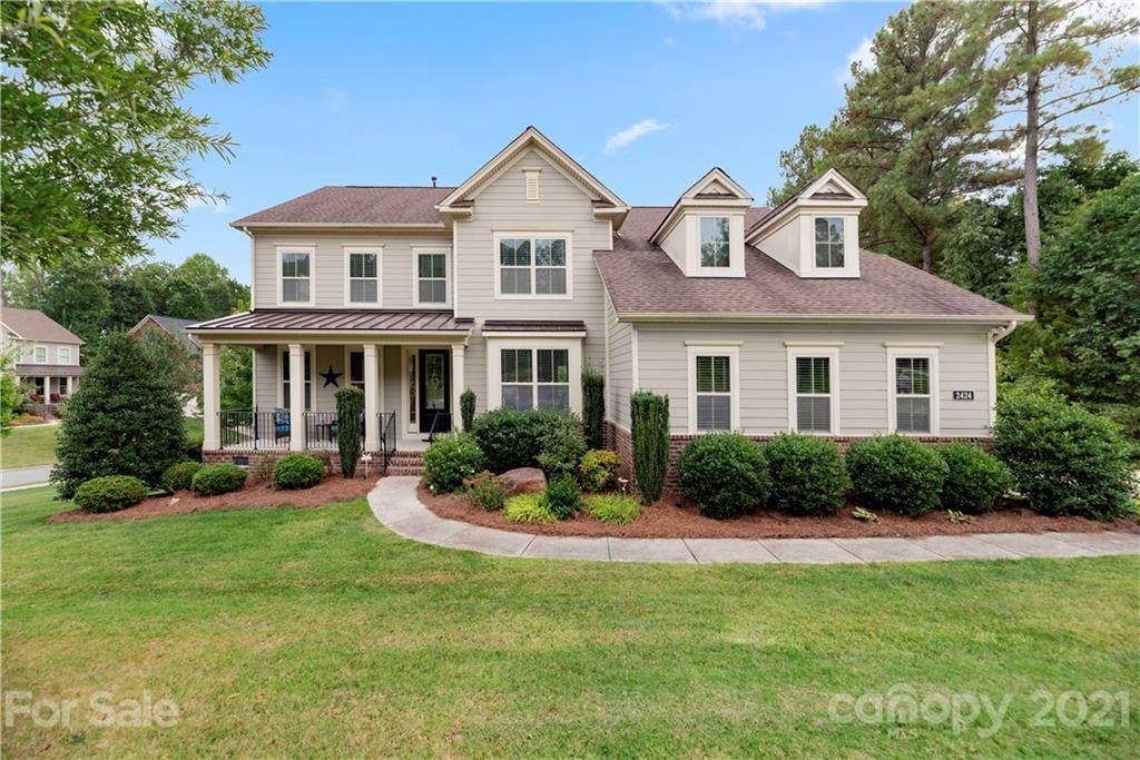 2424 Island Lake Drive - Photo 1