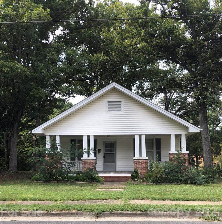 637 5th Street - Photo 1