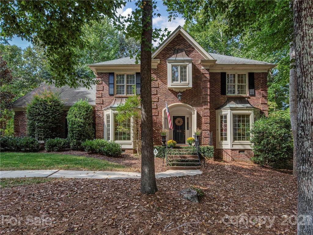 908 Longfield Circle - Photo 1
