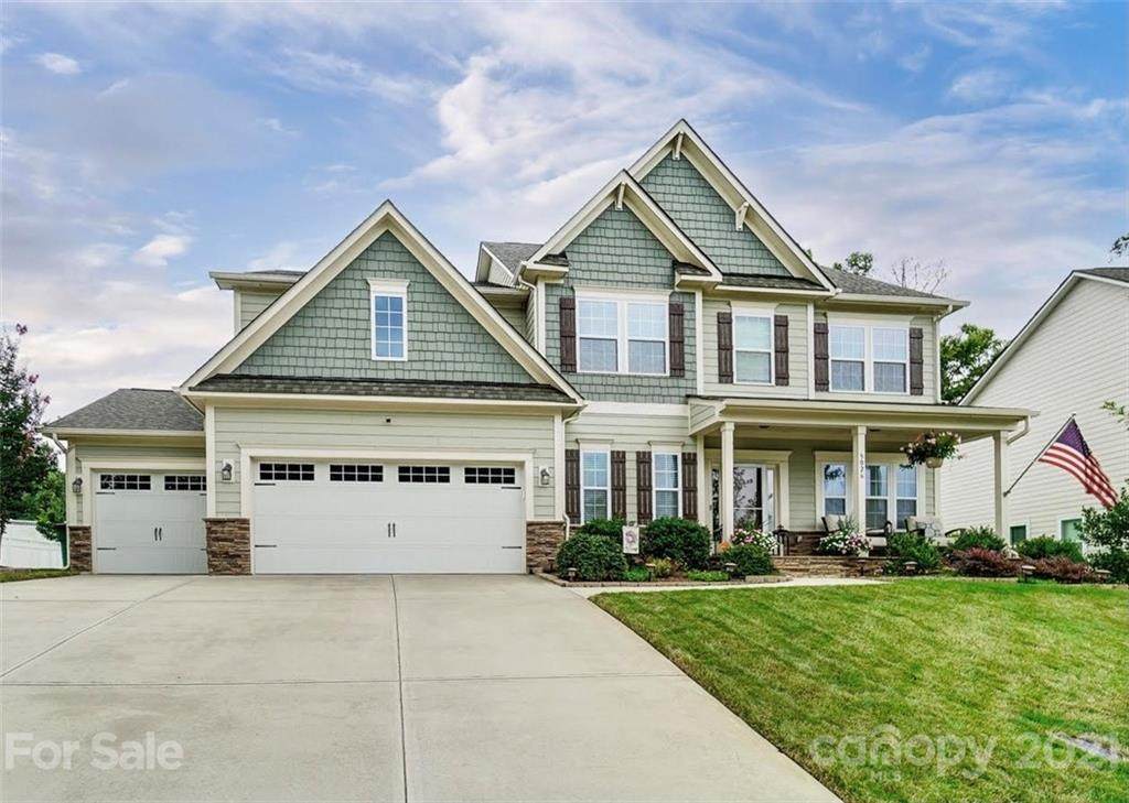 5026 Stonehill Lane - Photo 1