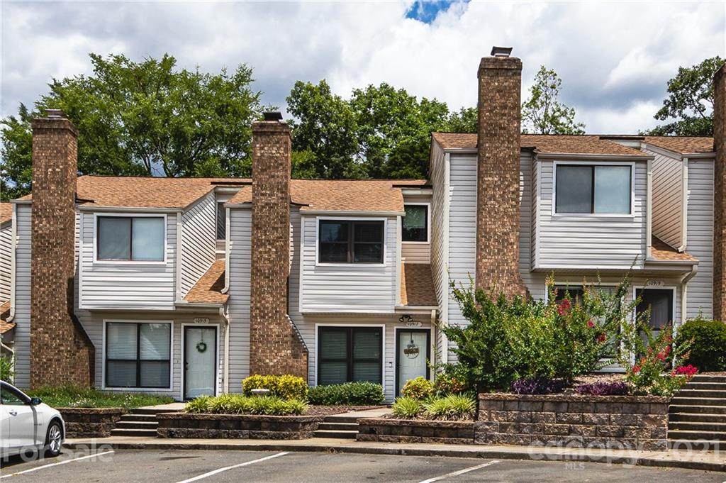 10917 Carmel Crossing Road - Photo 1