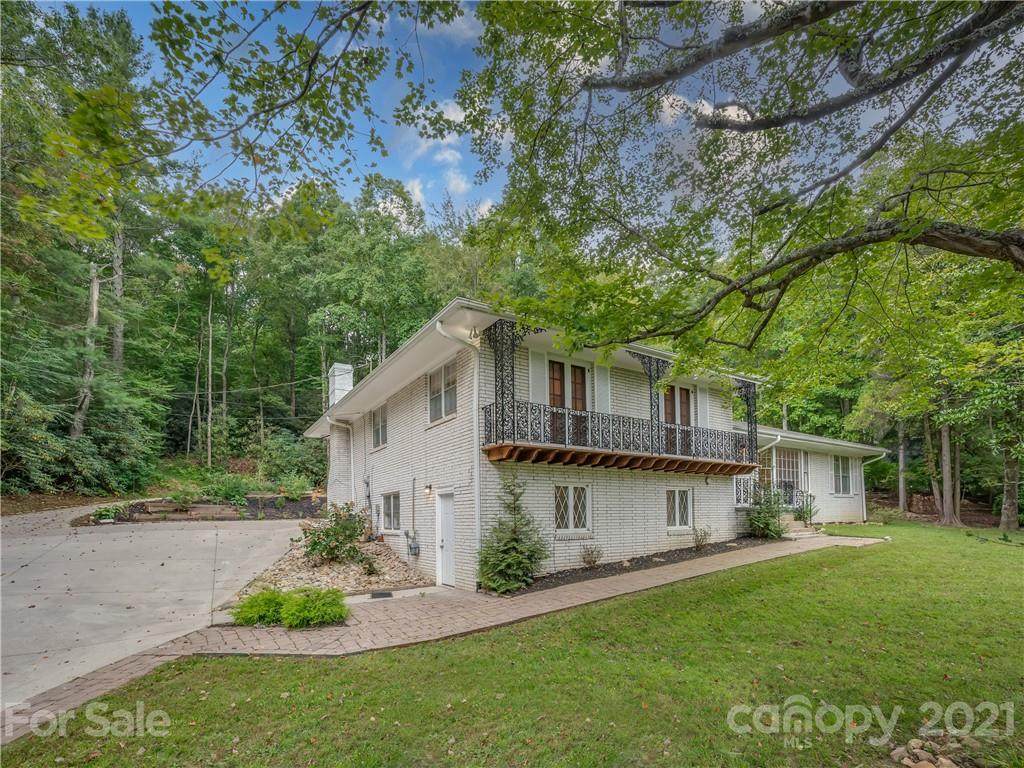 745 Charlotte Highway - Photo 1