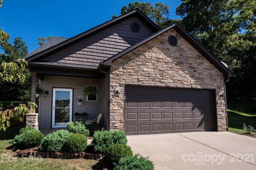 24 Wetland Way - Photo 1