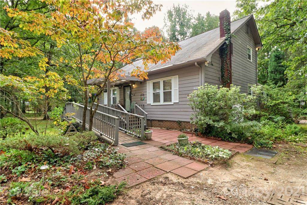 815 Ritchie Road - Photo 1