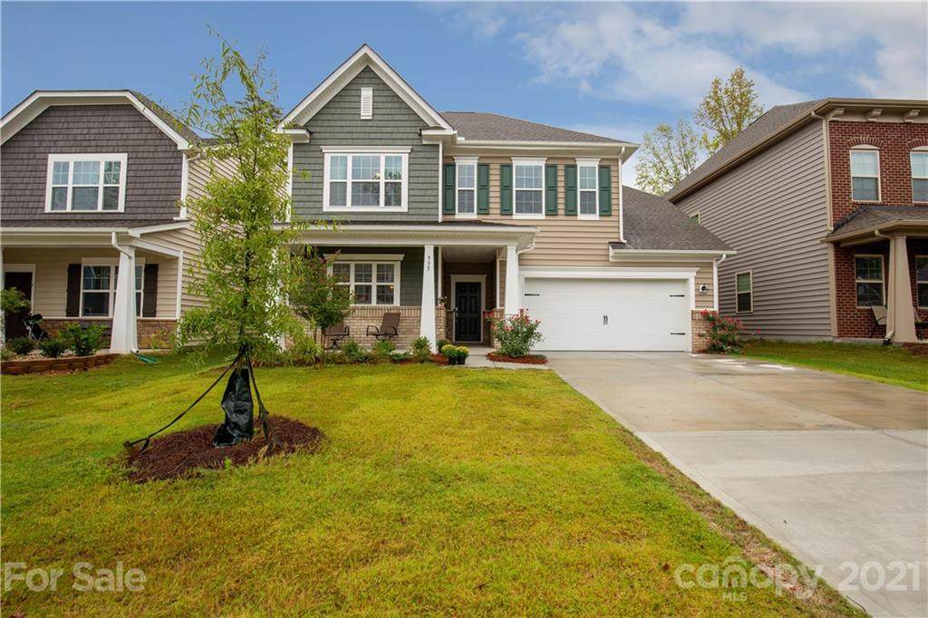 935 Wood Apple Lane - Photo 1