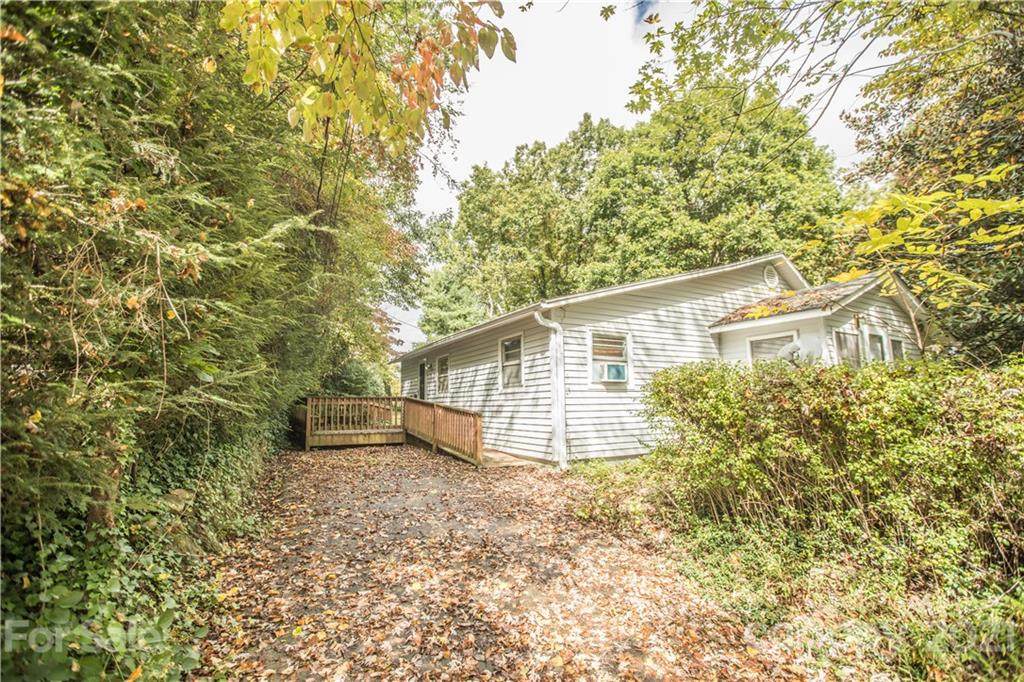 410 Beverly Avenue - Photo 1