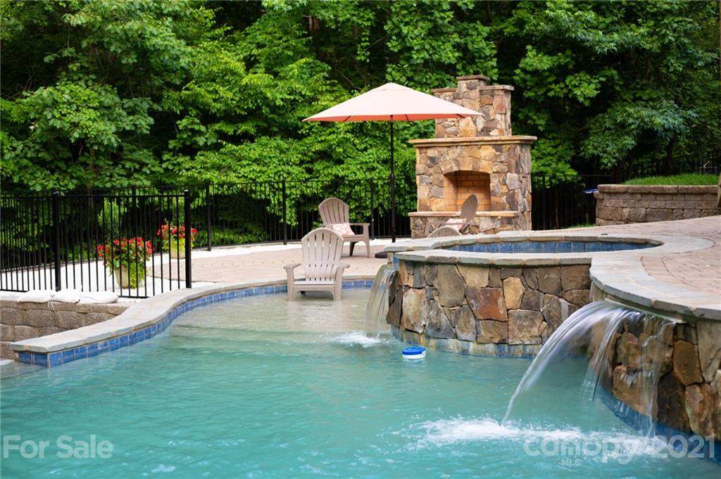 2800 Providence View Lane - Photo 1