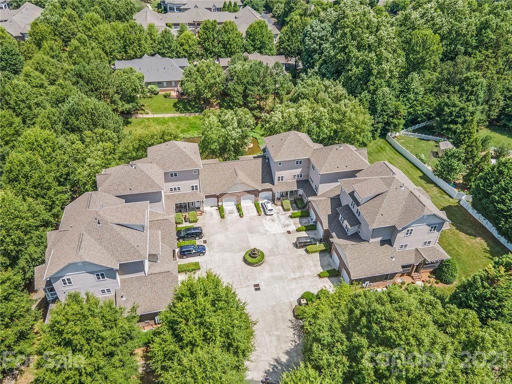 18817 Cloverstone Circle - Photo 1