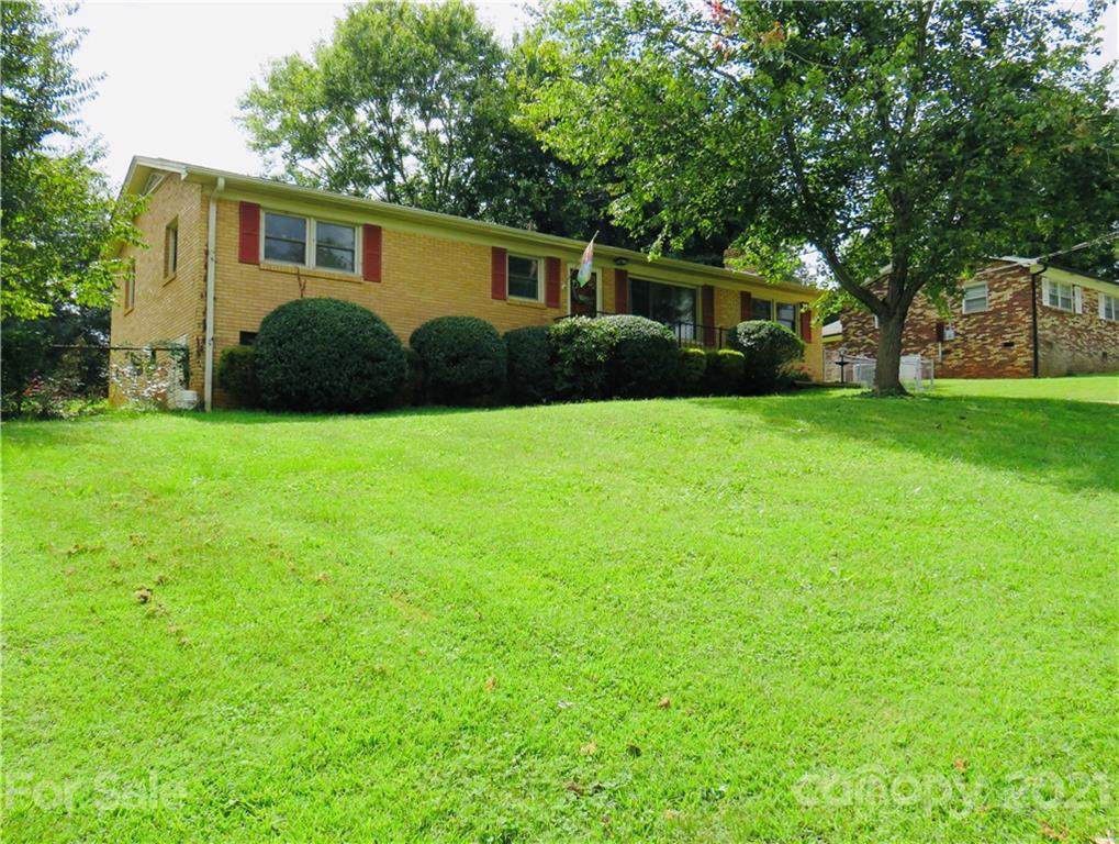 2419 Lewiston Drive - Photo 1