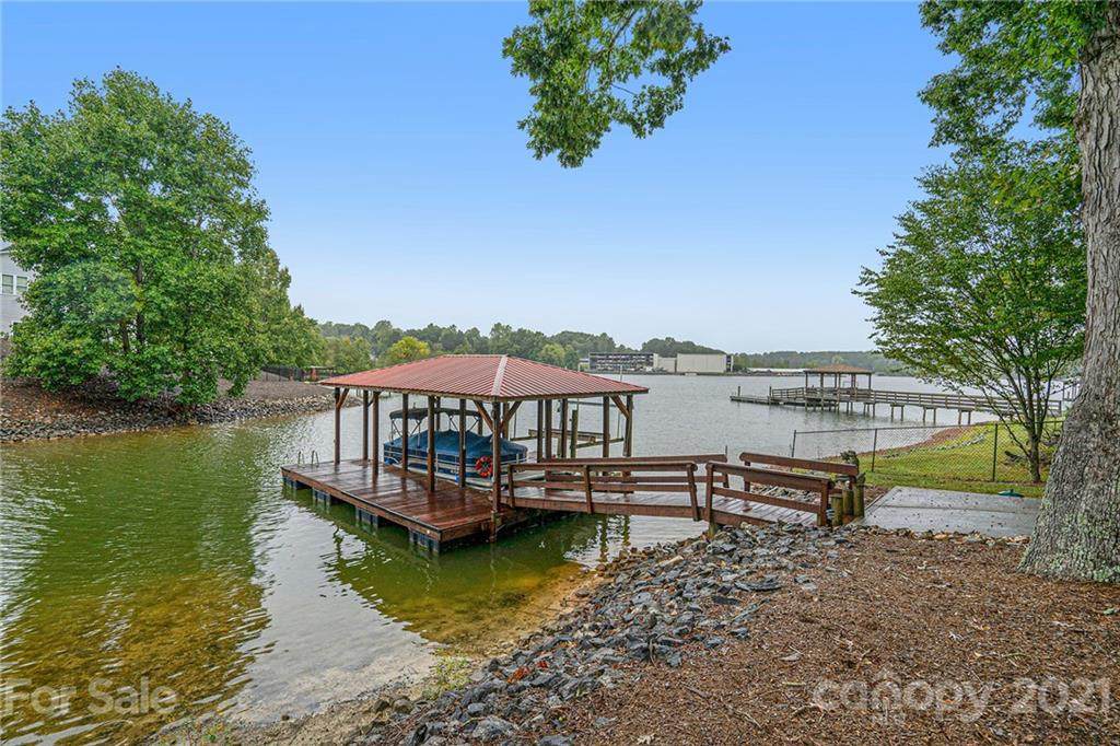 7090 Lynbrook Creek Road - Photo 1