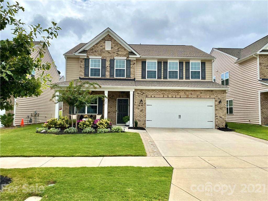 16323 Wavenly House Drive - Photo 1