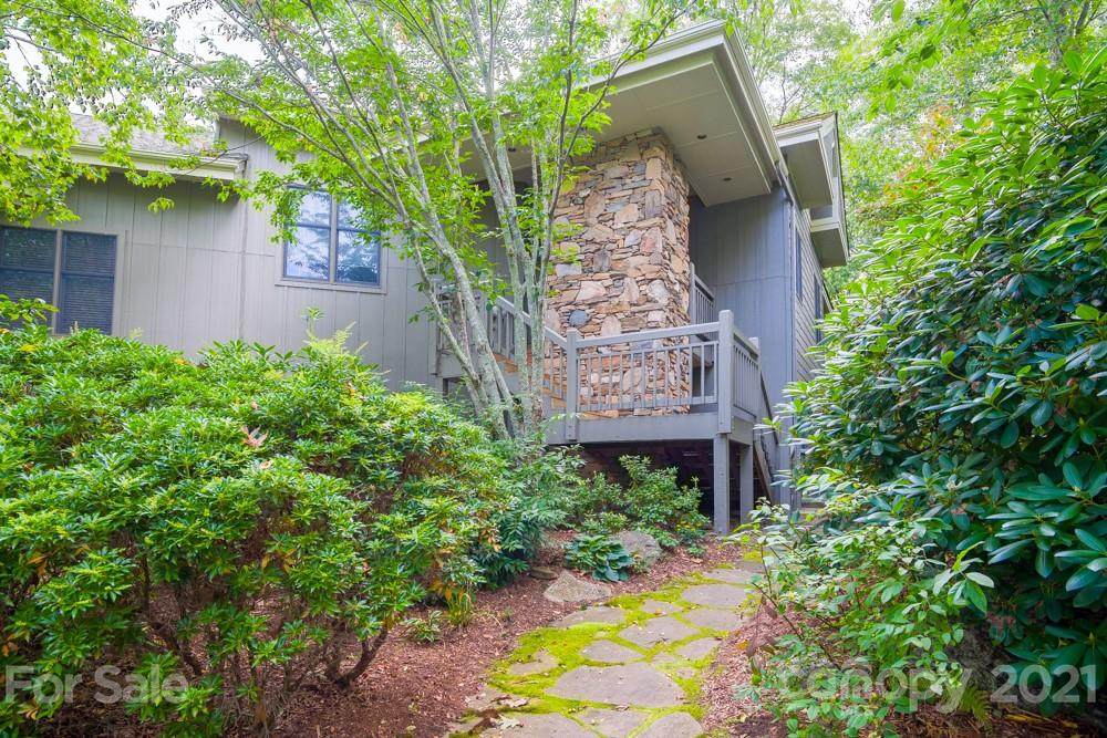 121 Stoney Falls Loop - Photo 1