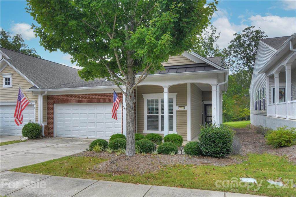 9032 Smokey Hill Lane - Photo 1