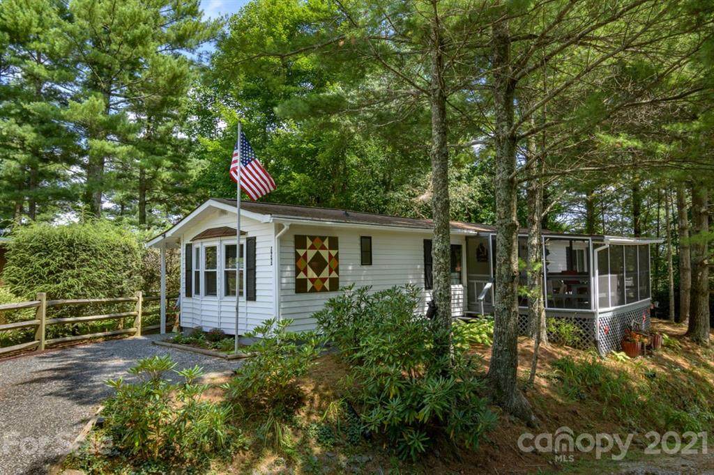 135 Mountain Ivy Lane - Photo 1