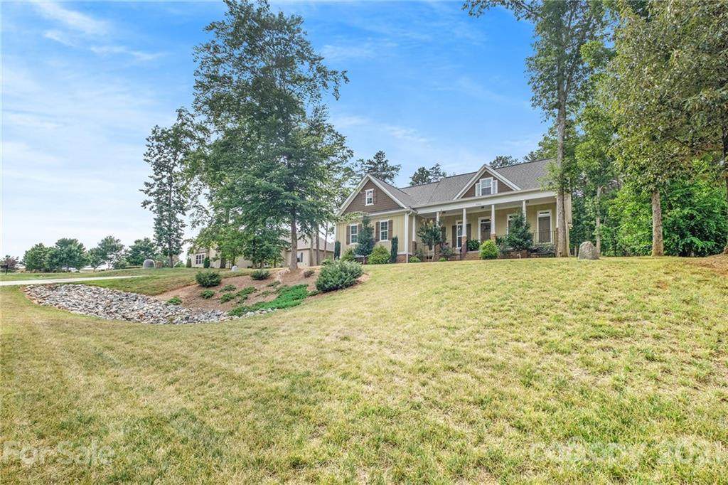 3303 Cayton Drive - Photo 1