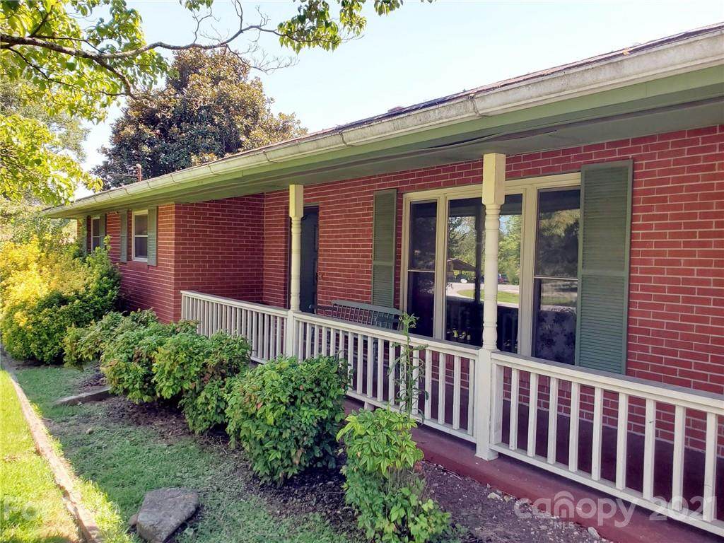 314 Pisgah Drive - Photo 1