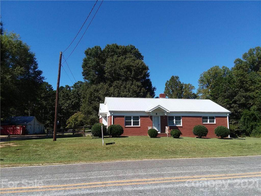 375 Goodman Road - Photo 1