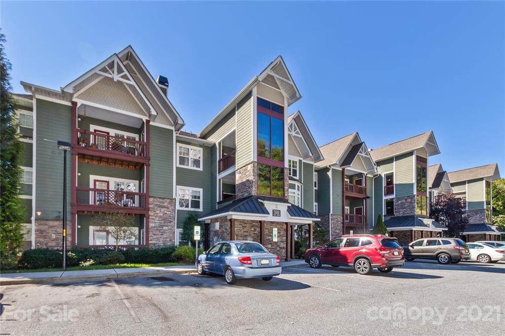 1000 Olde Eastwood Village Boulevard - Photo 1