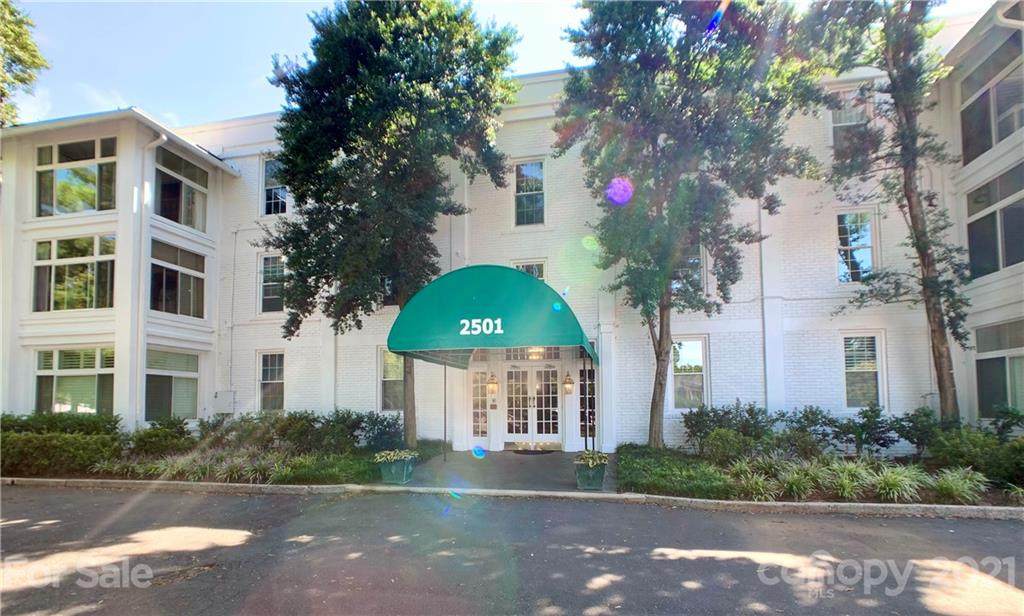 2501 Roswell Avenue - Photo 1