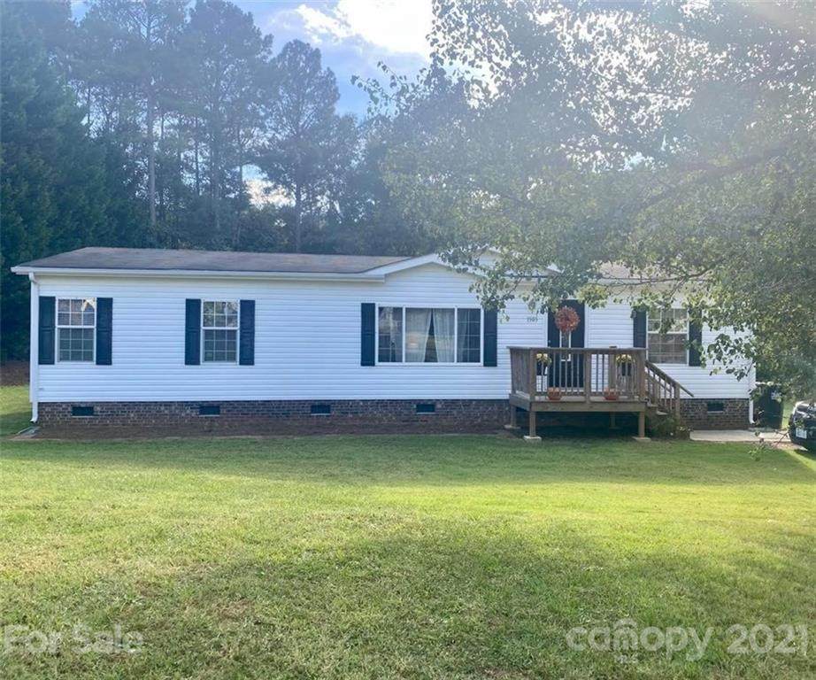 1505 Greenpack Parkway - Photo 1