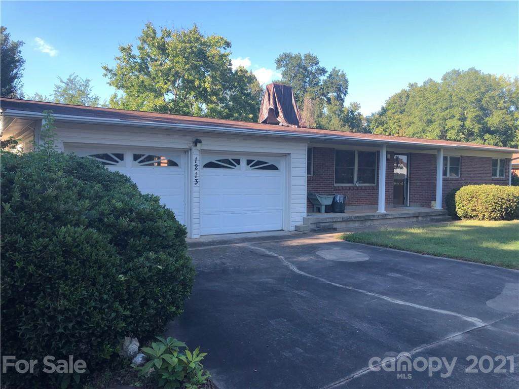 1213 Armstrong Road - Photo 1