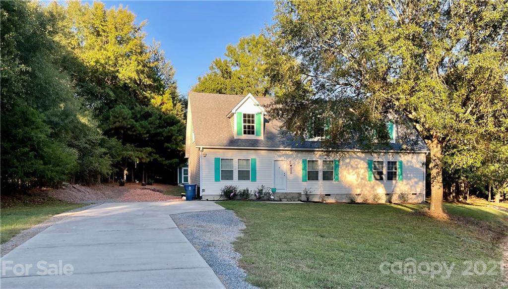 3045 Fountainview Avenue - Photo 1