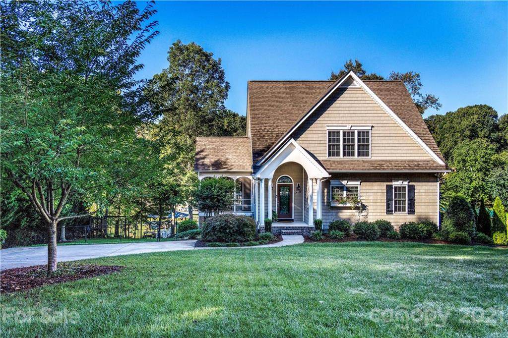 72 Snug Harbor Drive - Photo 1