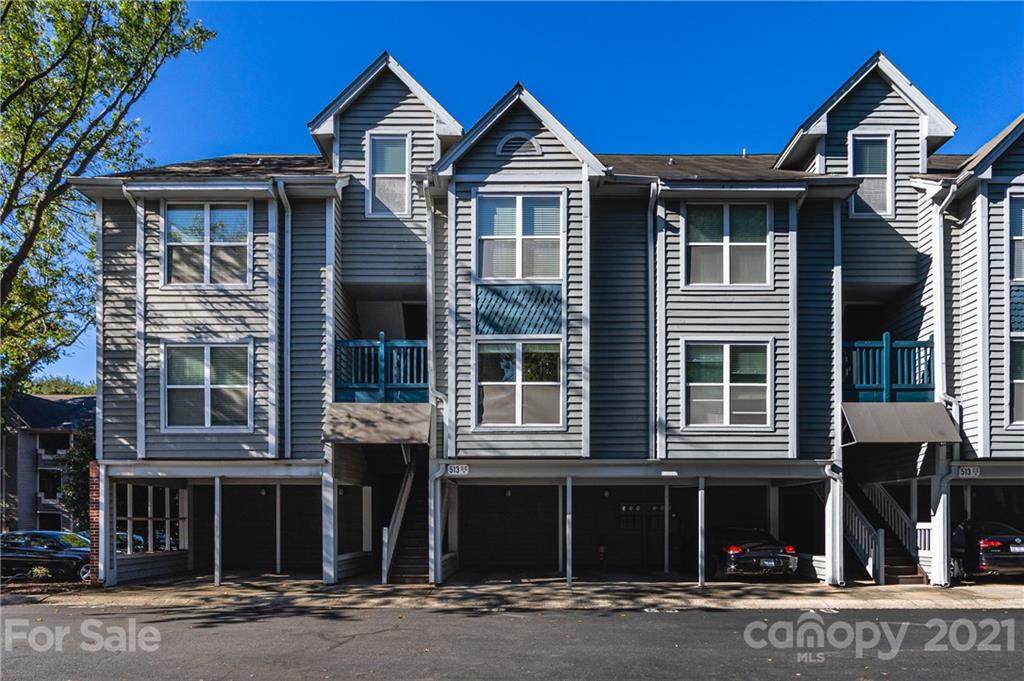 513 Graham Street - Photo 1