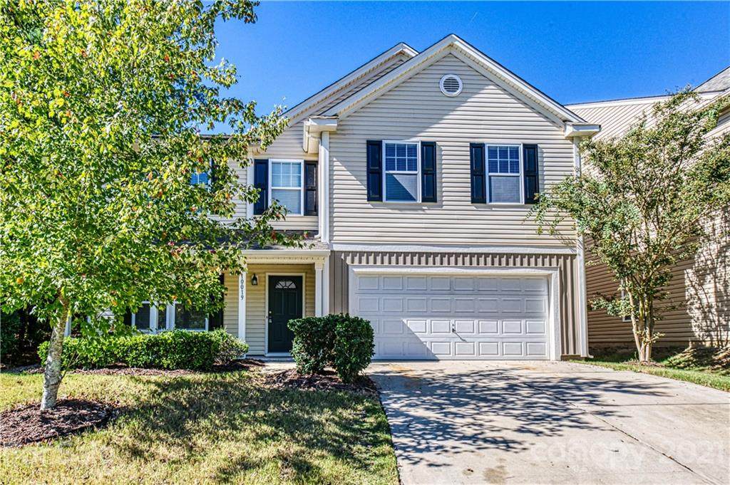 10019 Daniel Dwayne Drive - Photo 1