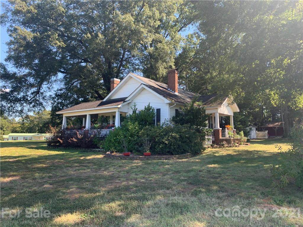 2509 Main Street - Photo 1