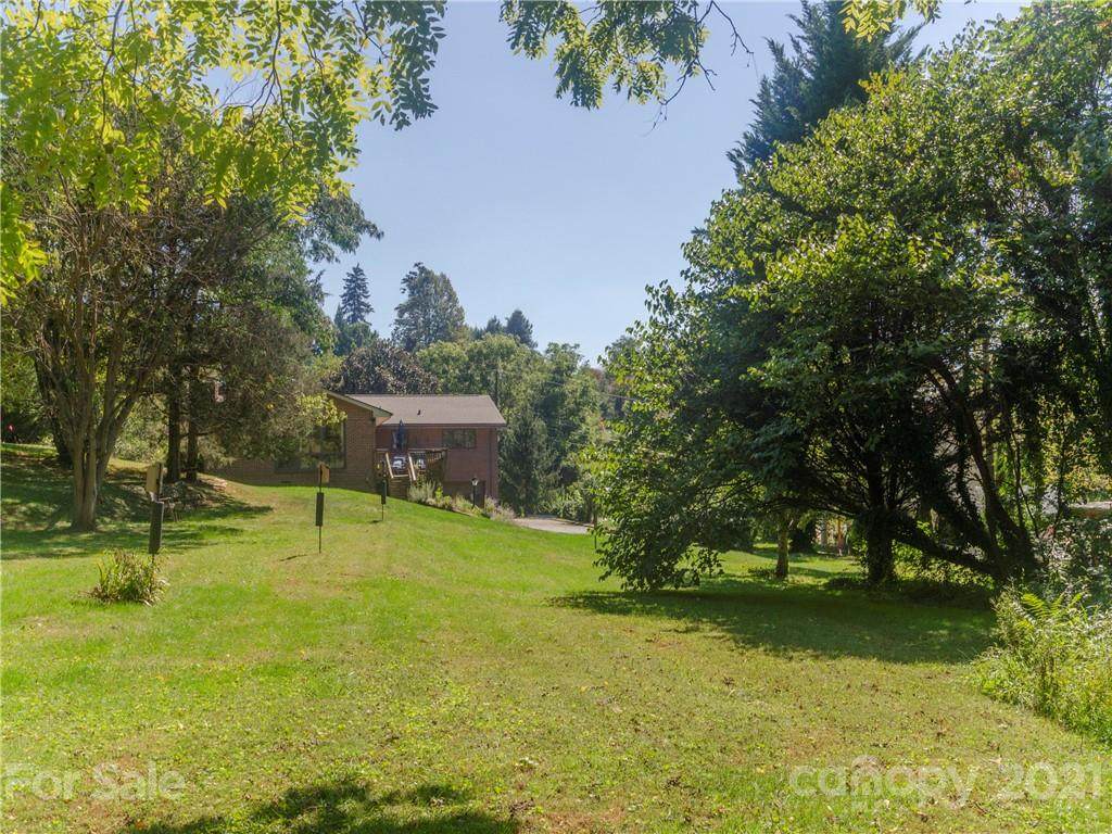 383 Stratford Road - Photo 1