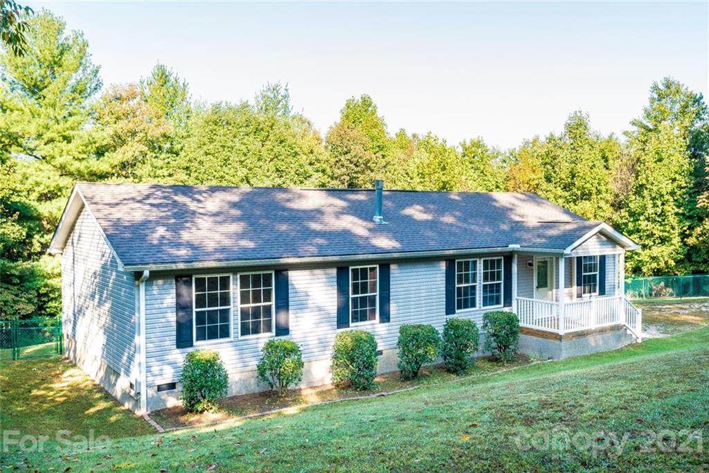 153 Cascades Drive - Photo 1