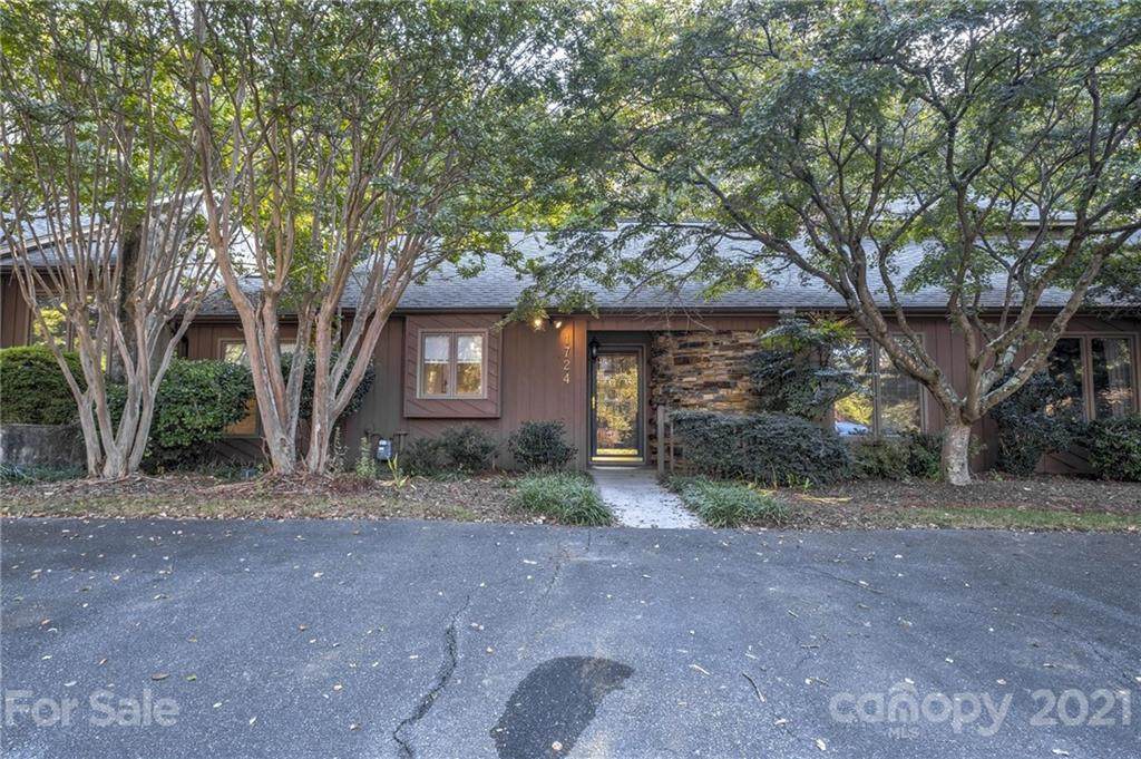 1724 12th Street - Photo 1