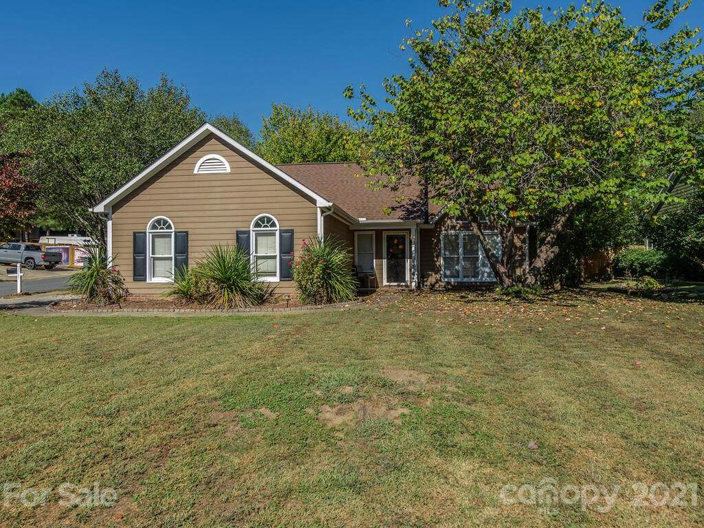 7705 Trotter Road - Photo 1