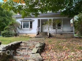 505 Green Street - Photo 1