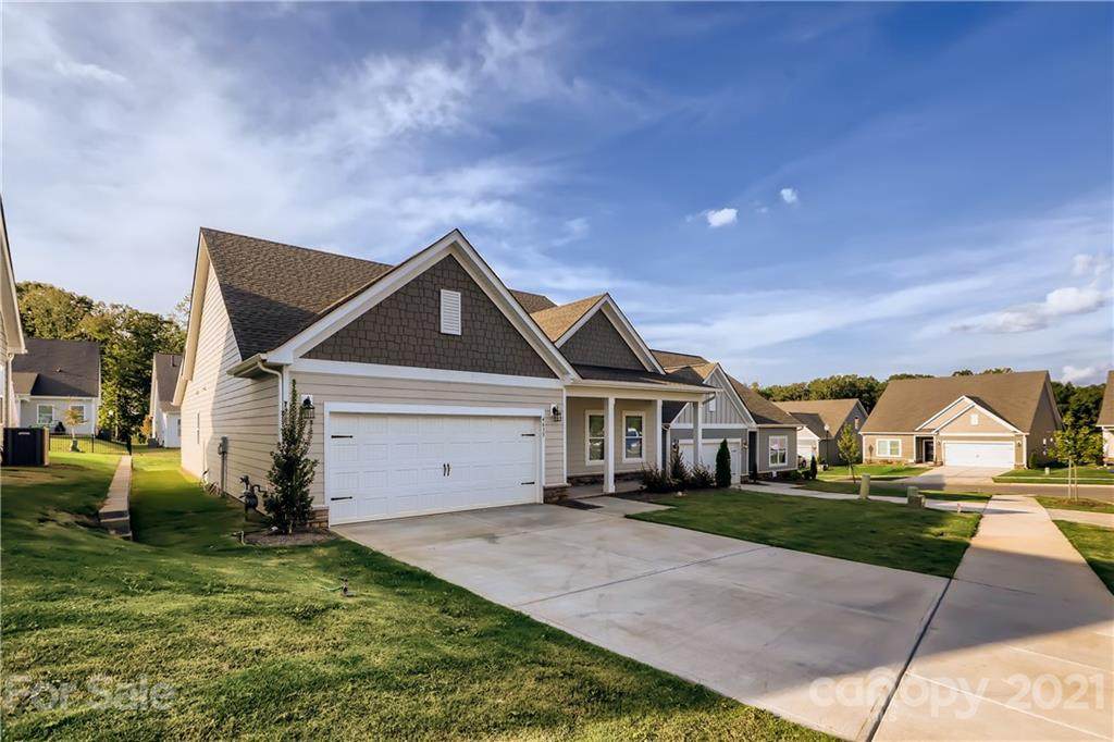 4635 Grove Manor Drive - Photo 1