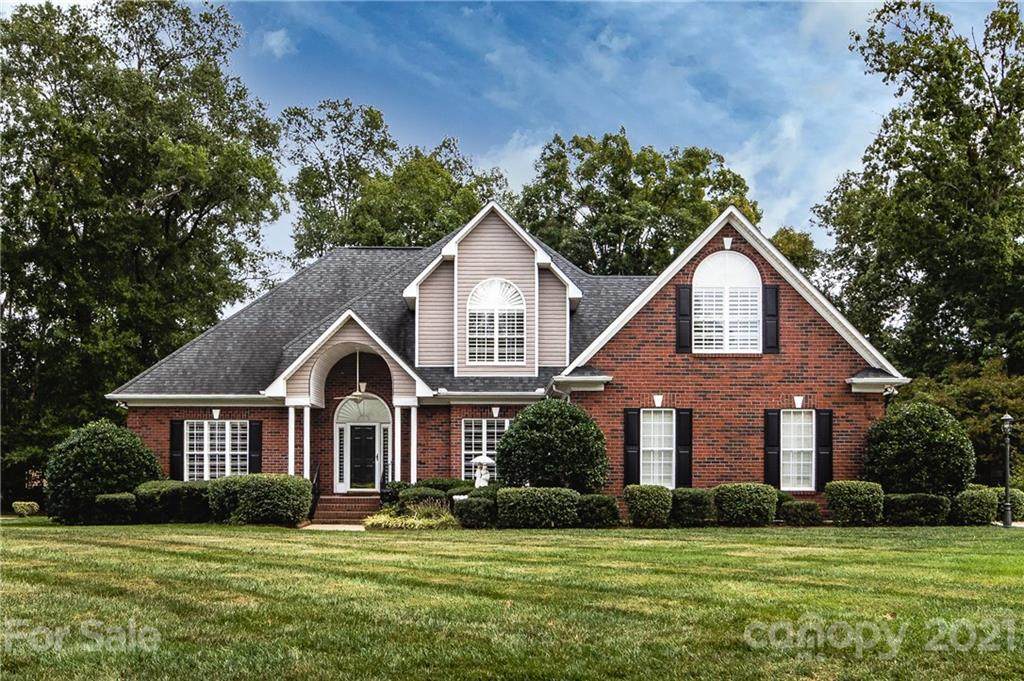 2212 Flagstick Drive - Photo 1