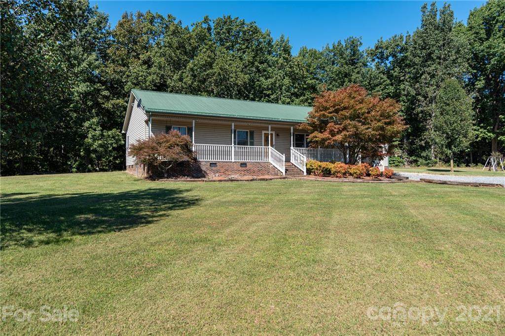 1571 North Brook III School Road - Photo 1