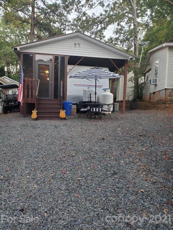 152 Indian Harbor Trail - Photo 1