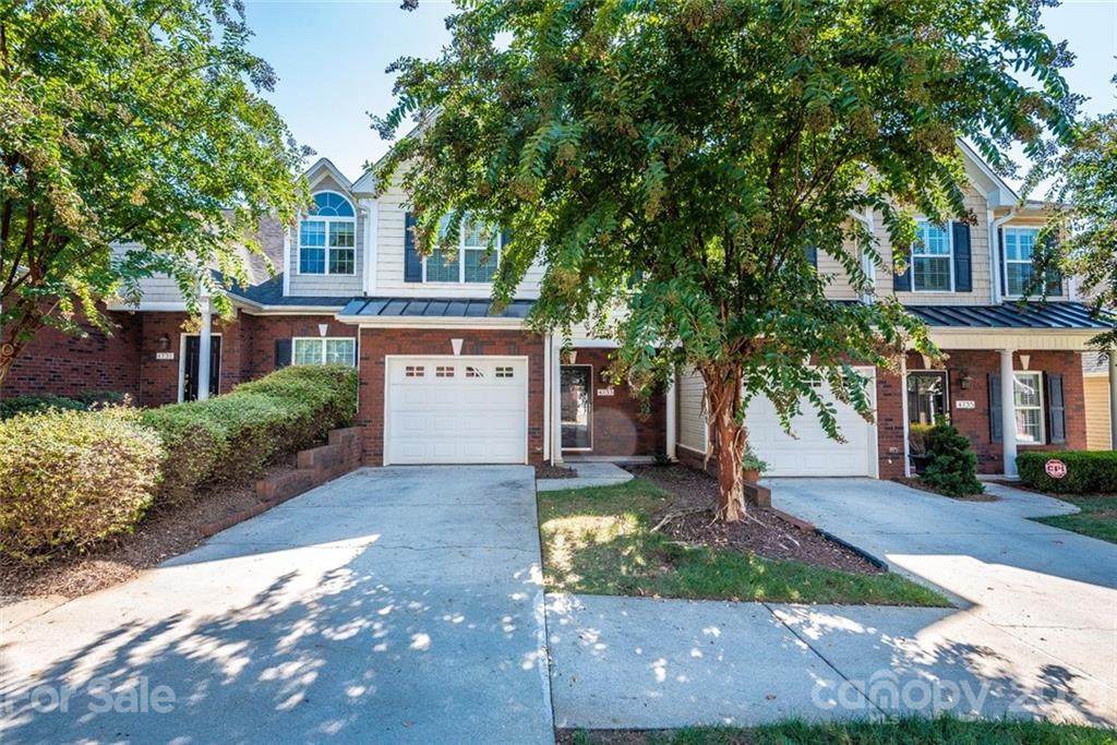 4733 Braxton Gate Lane - Photo 1