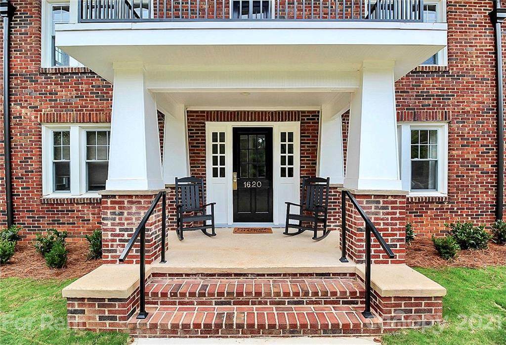 1620 East Boulevard - Photo 1