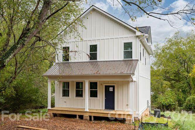 110 Hartman Lane - Photo 1