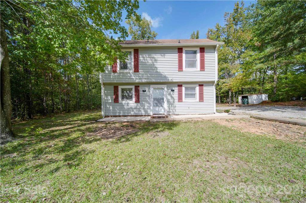 605 Burns Street - Photo 1