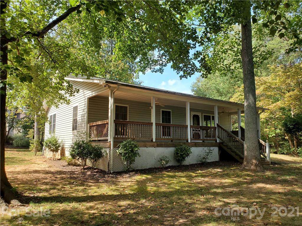 8410 Slate Street - Photo 1