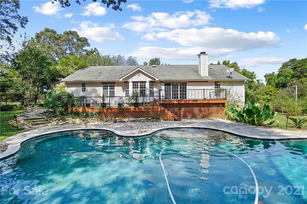 6978 Strawberry Lane - Photo 1
