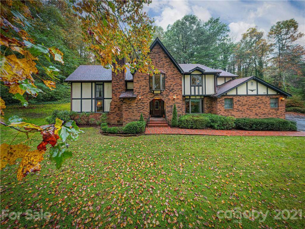 102 Pheasant Run - Photo 1