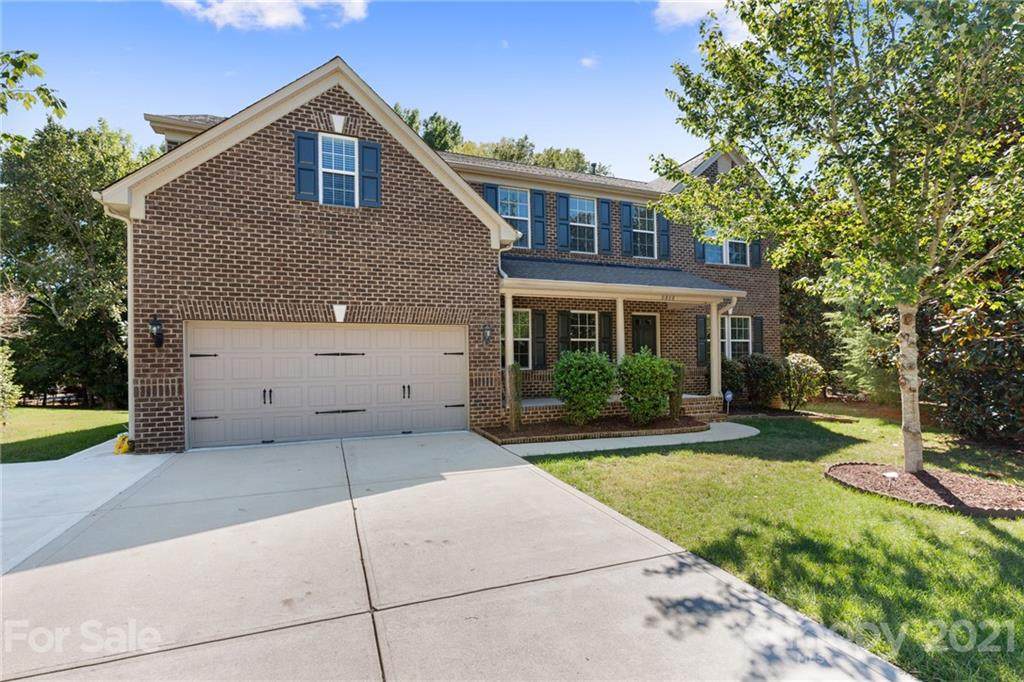 9808 Woodland Watch Court - Photo 1